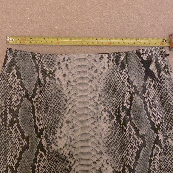 Leather Dynamite Skirt - Picture 4 of 6